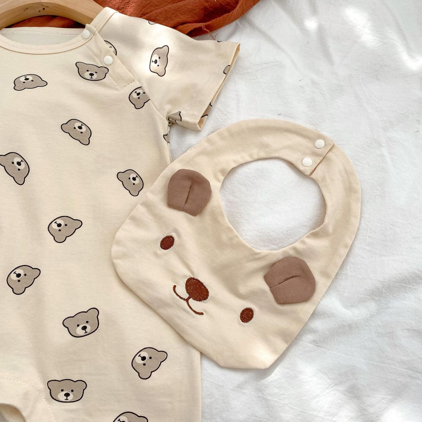 2pcs Baby Bear Romper with Removable Towel Set-kissminis