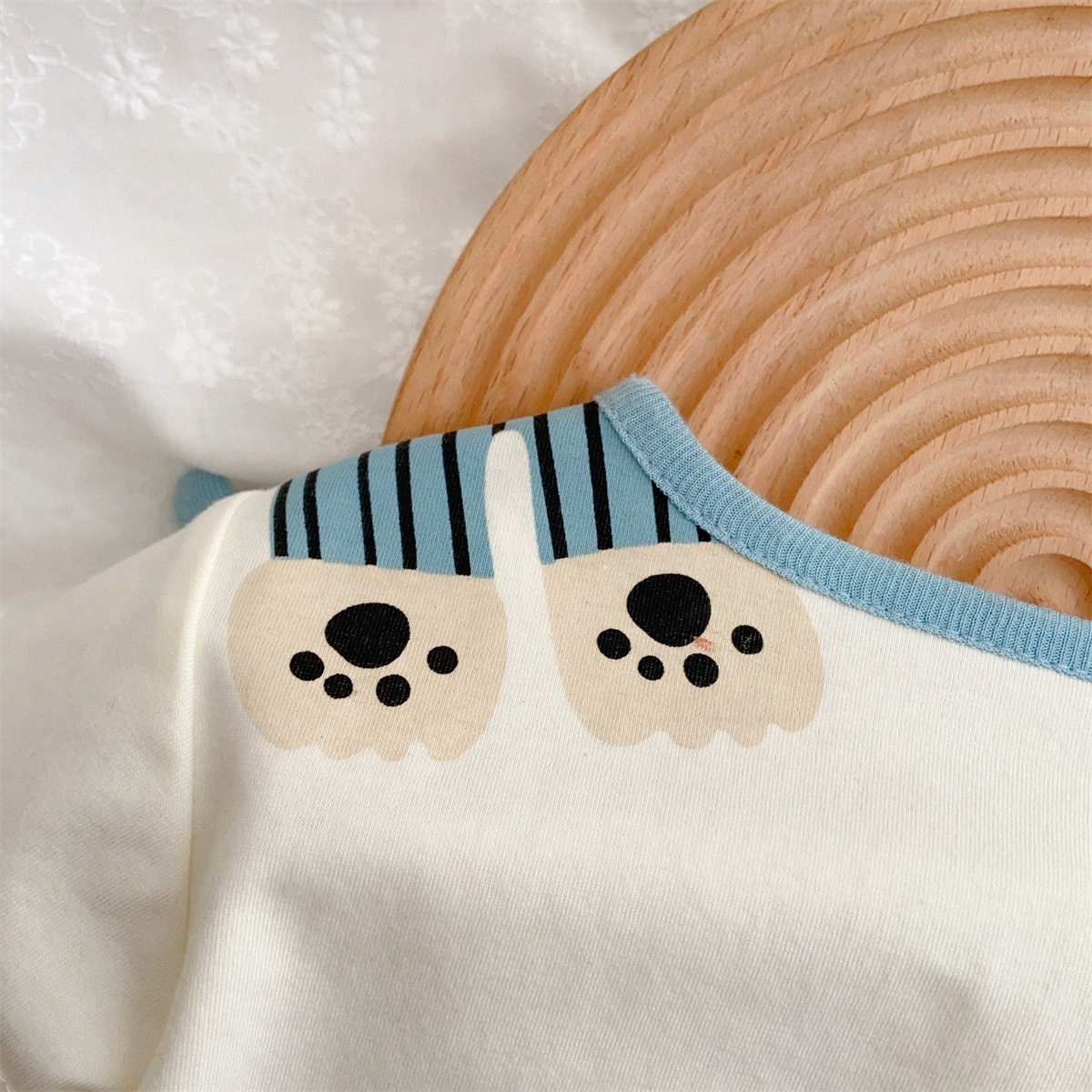 Short Sleeve Puppy-themed Pocket Details Baby Romper