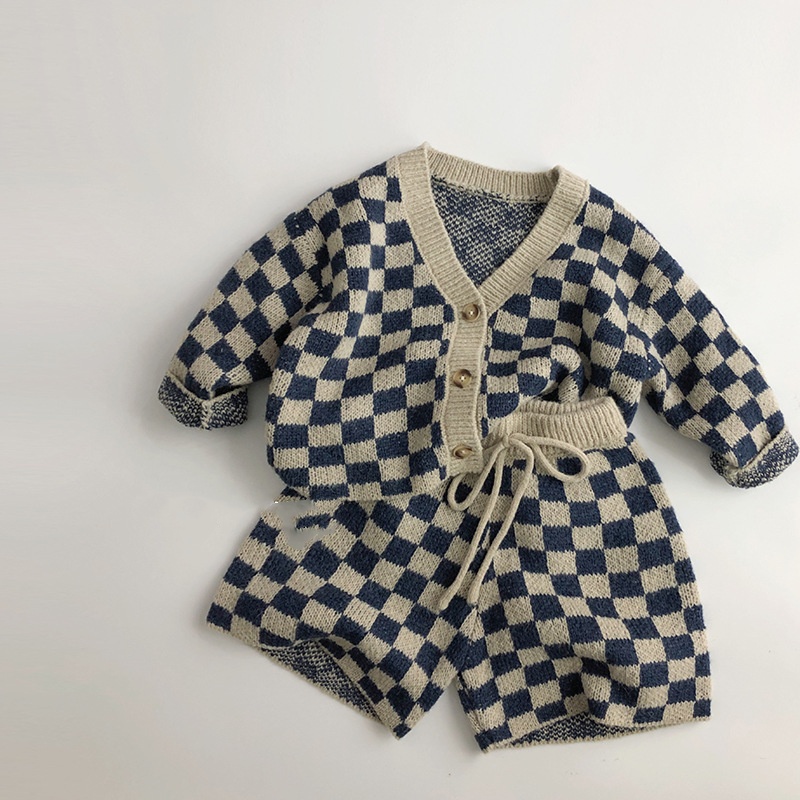 2pcs Baby Checkerboard Cardigan Knit Shorts Set