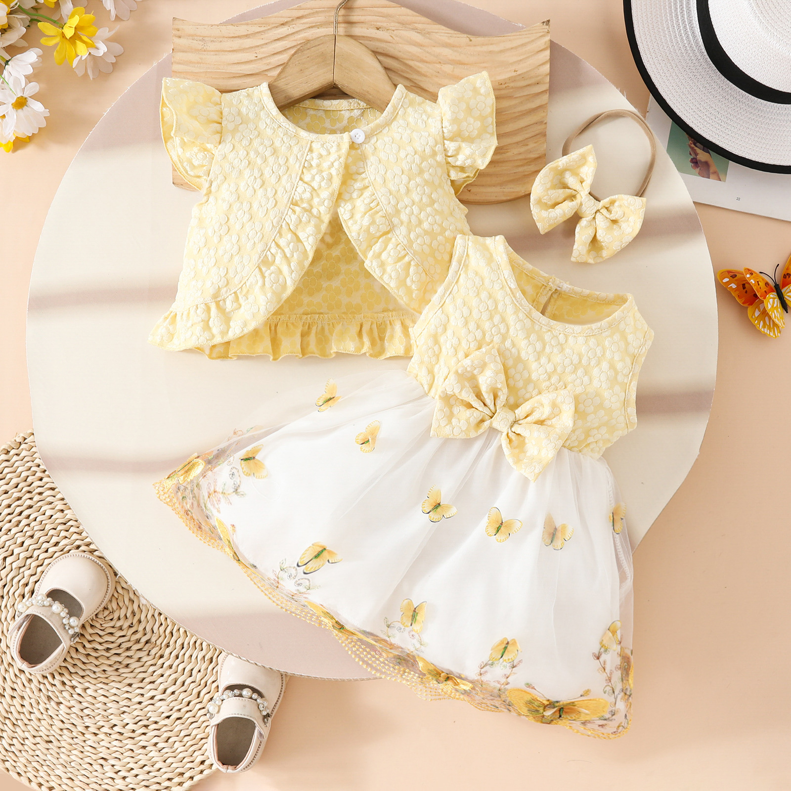 2pcs Baby Girl Yellow Ruffled Top Bow Mesh Dress Set with Hairband