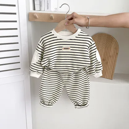 2pcs Black and White Striped Infant Clothing Set