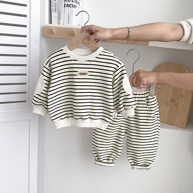 2pcs Black and White Striped Infant Clothing Set