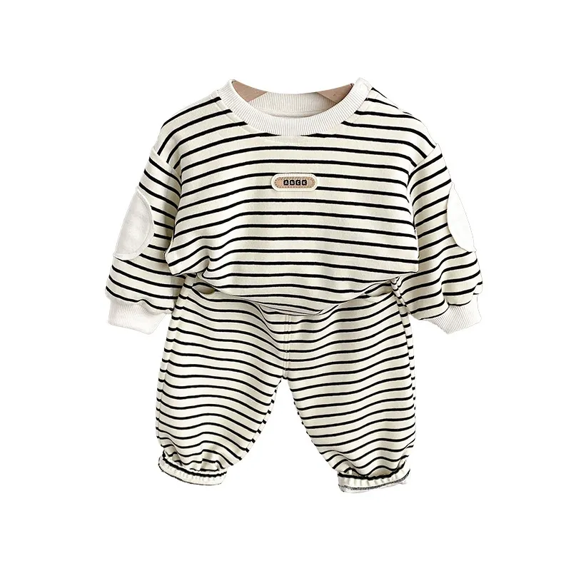 2pcs Black and White Striped Infant Clothing Set