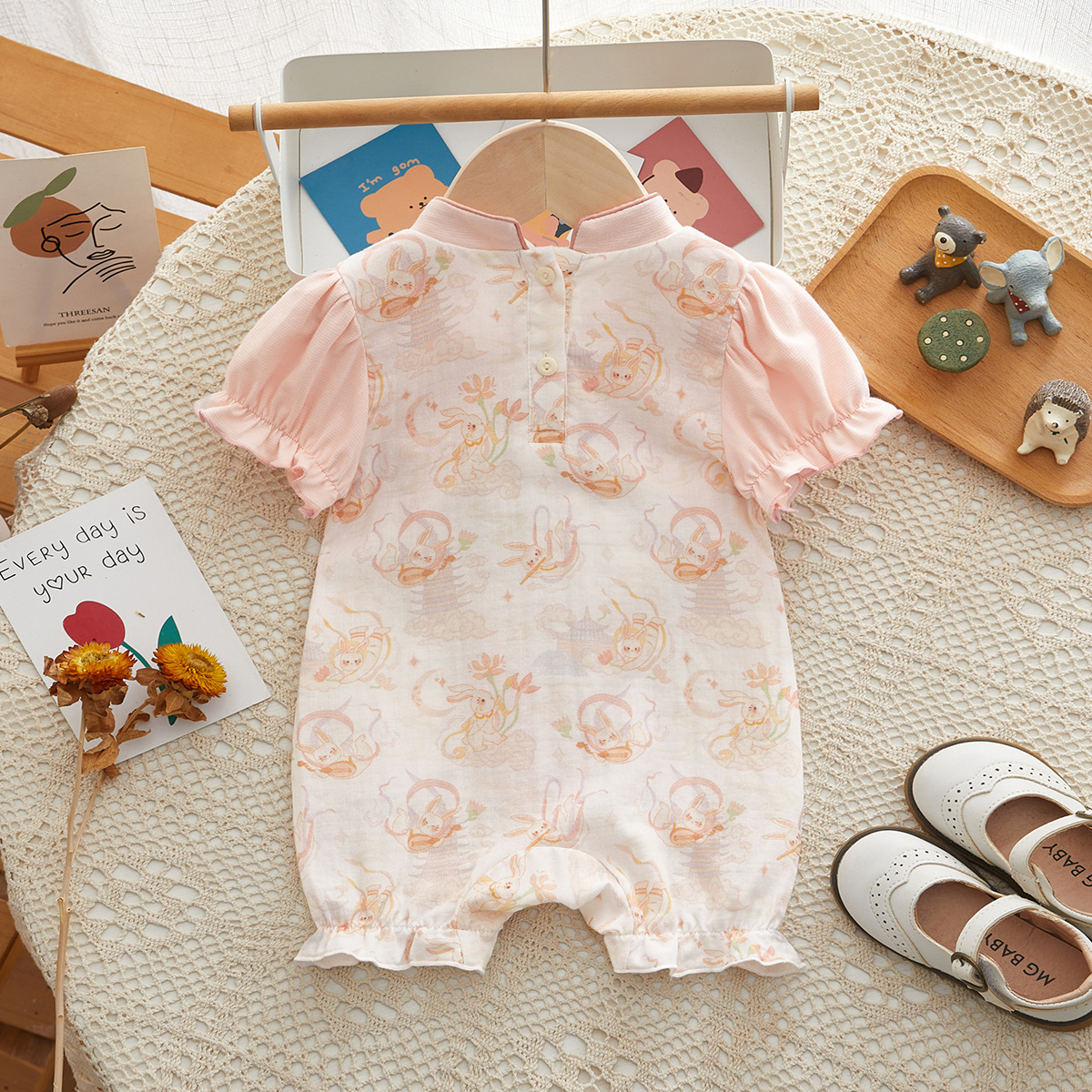 Rabbit Print Ruffled Sleeves and Tassel Decoration Baby Romper