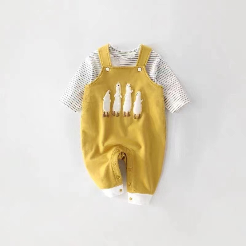 2pcs Baby Ducks Print Romper and Sweatshirt -kissminis