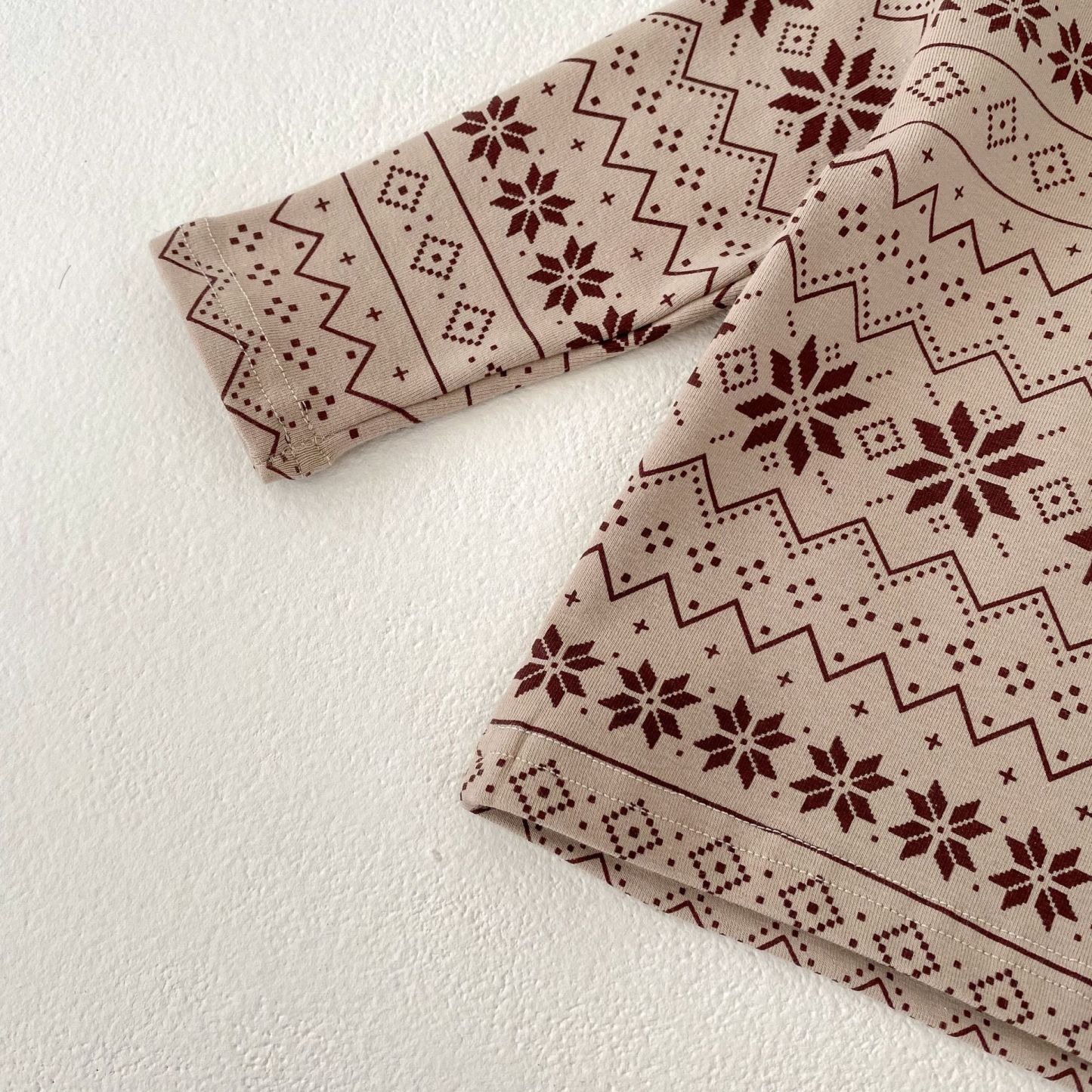 Baby Toddler Boy/Girl Christmas Style Allover Snowflakes Pattern Long Sleeve Sweatshirt and Pants Set-kissminis