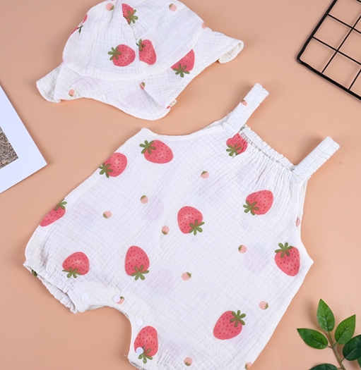 2pcs Baby Boy/Girl Strawberry Pattern Babysuit with Hat Set-kissminis