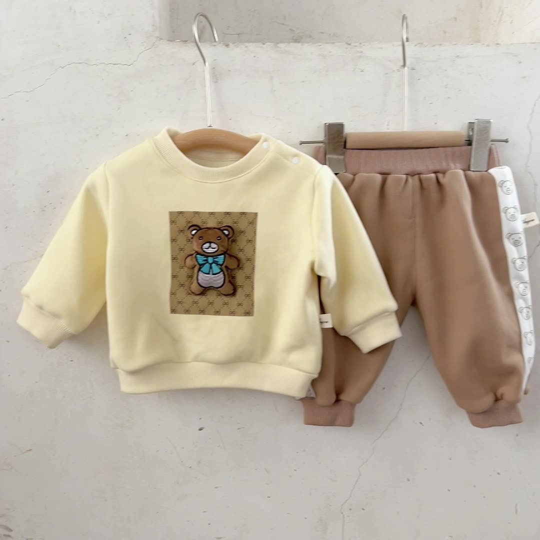 Winter Baby Shaker Fleece Bear Graphic Sweatshirt and Pant Set-kissminis