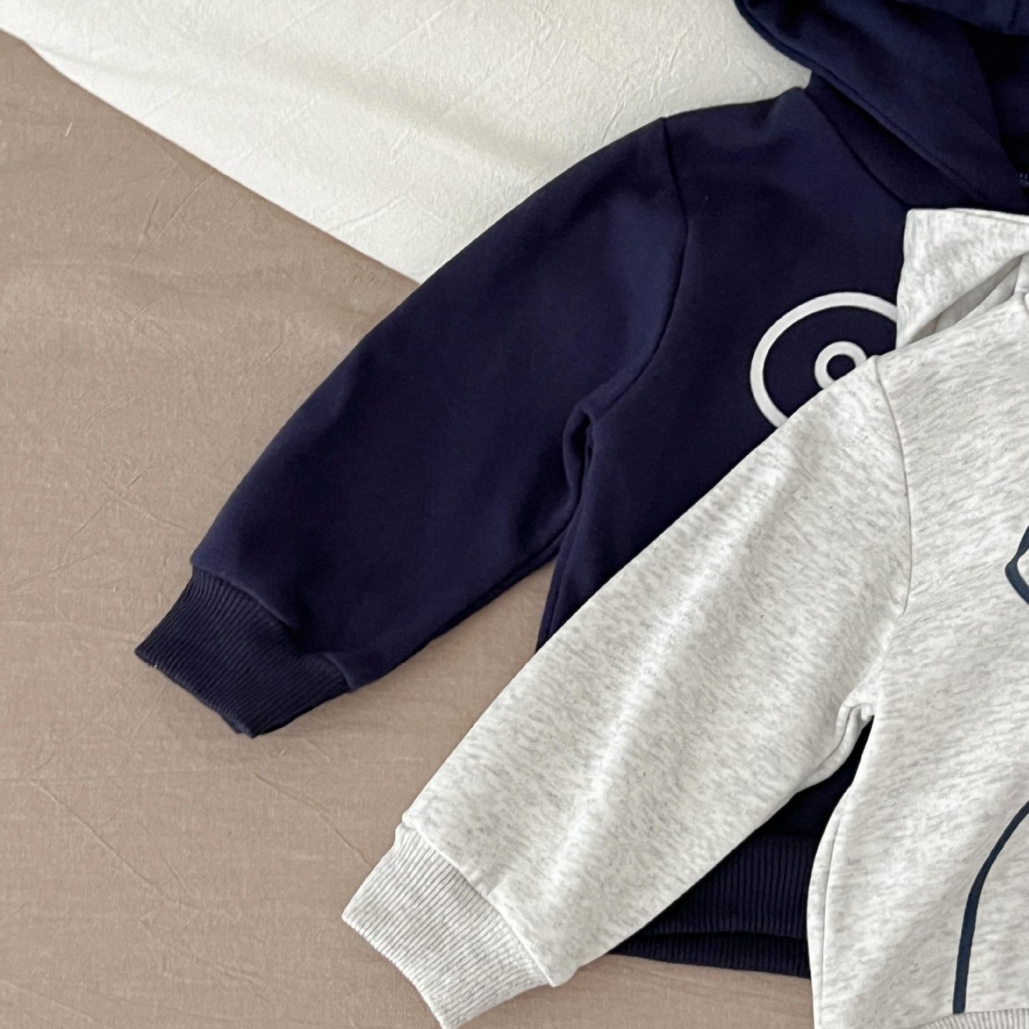 Baby Bear Graphic Hooded Sweatshirt and Pant Set-kissminis