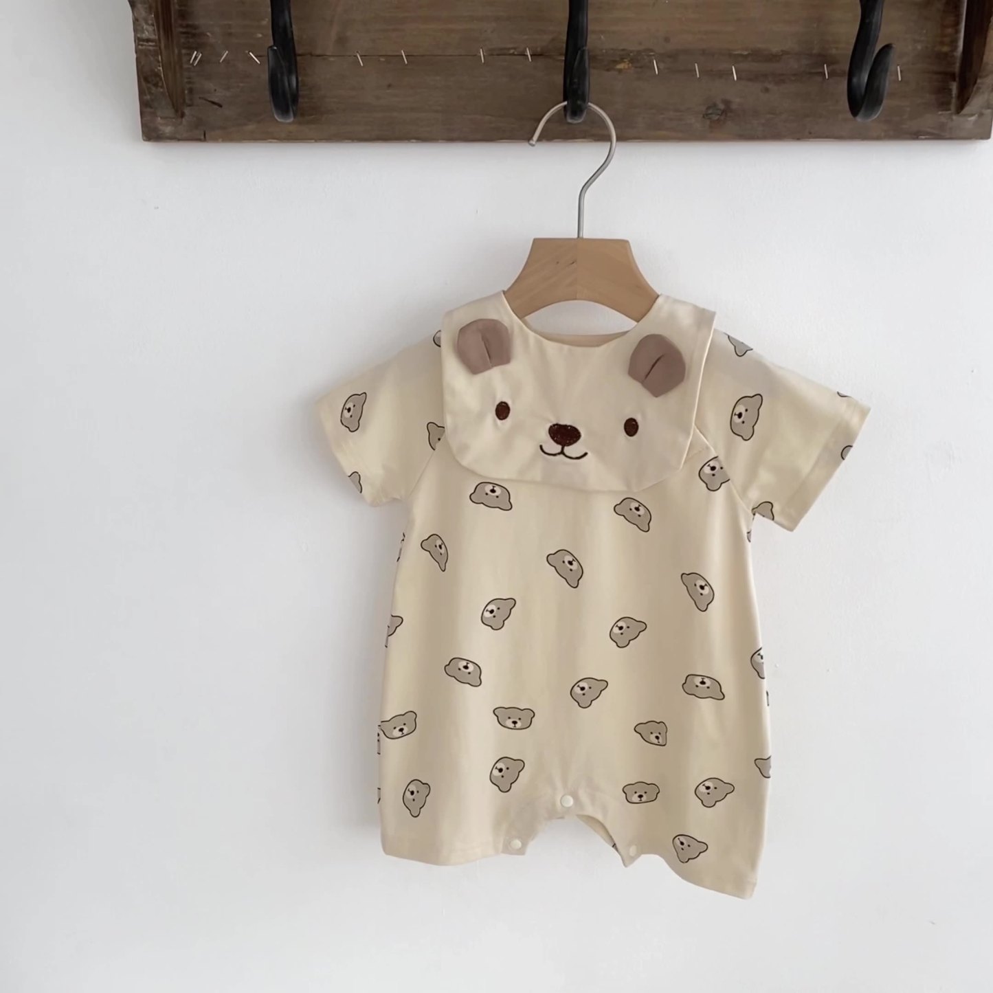 2pcs Baby Bear Romper with Removable Towel Set-kissminis