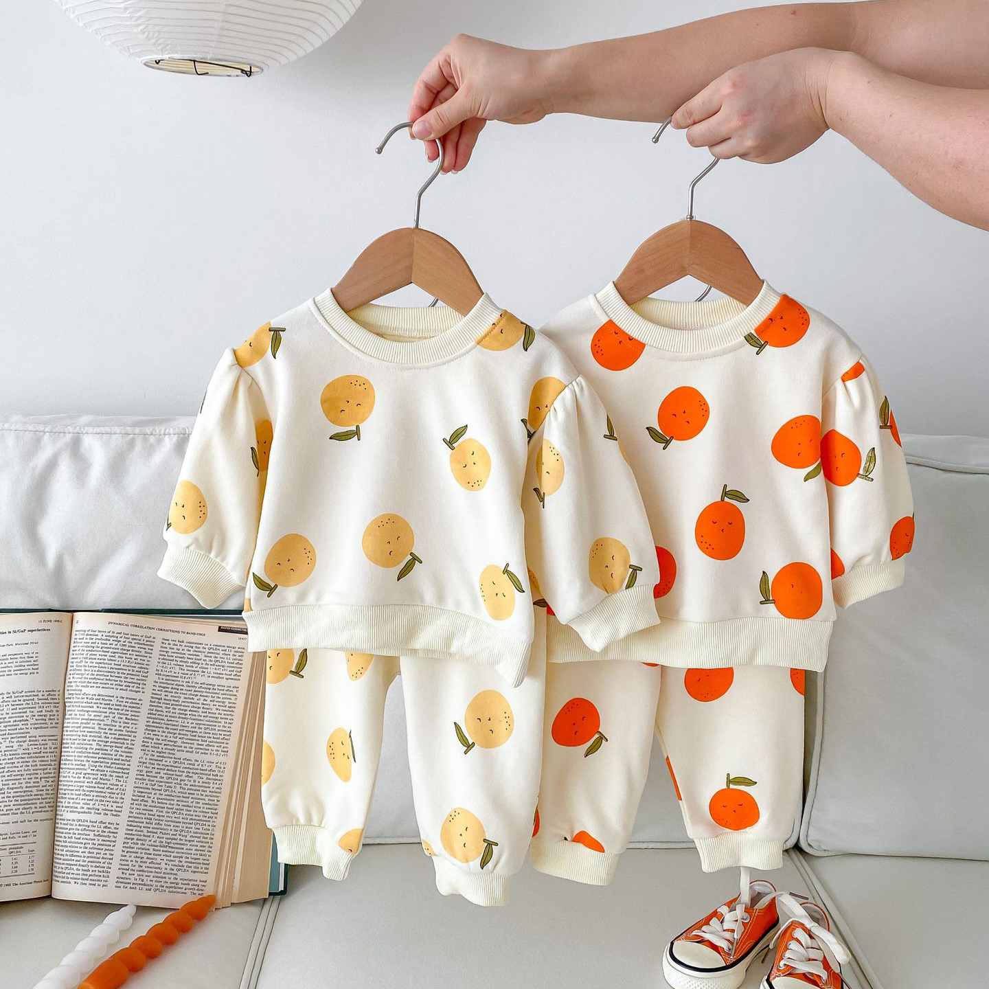 2pcs Baby Boy/Girl Fruit Graphic Long Sleeve Sweatshirt with Pants Set-kissminis