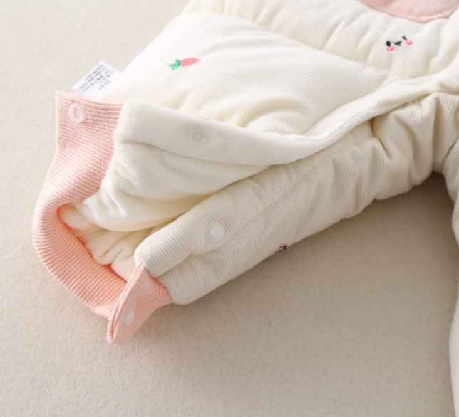 Baby Boy/Girl Winter Thicken Cute Bear and Rabbit Pattern Long Sleeve Hooded Romper-kissminis