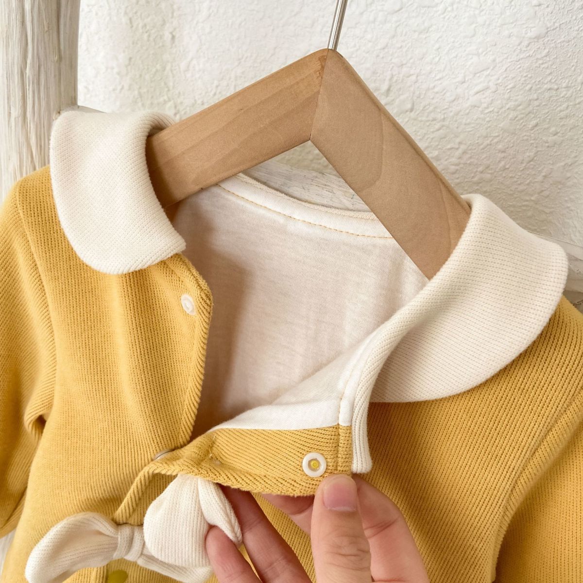 Baby Girl Bow Tie with Lapel Collar Long Sleeve Romper with Hat-kissminis