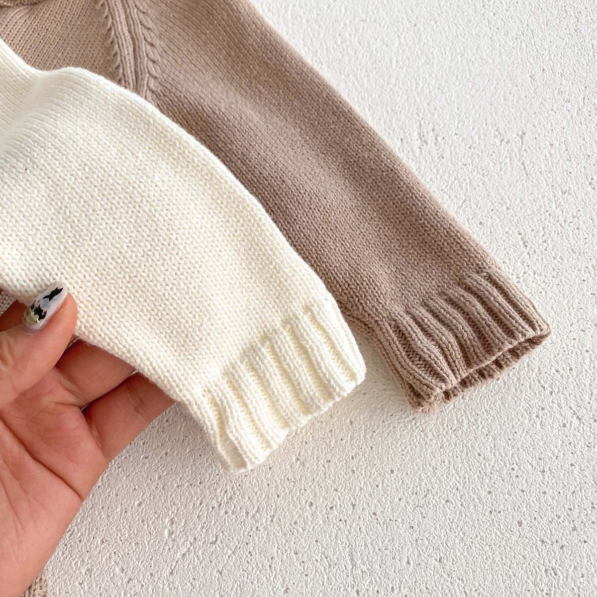 Baby Boy/Girl Cute Bear Design Solid Color Knitted Long Sleeve Bodysuit-kissminis