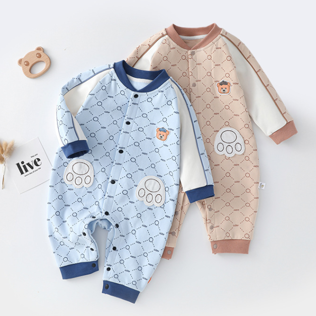 Baby Boy/Girl Cute Bear Pattern and Allover Letters Print Long Sleeve Romper-kissminis