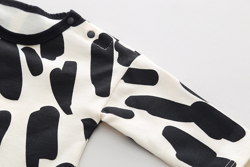 Baby Boy/Girl Cow Printed Romper-kissminis