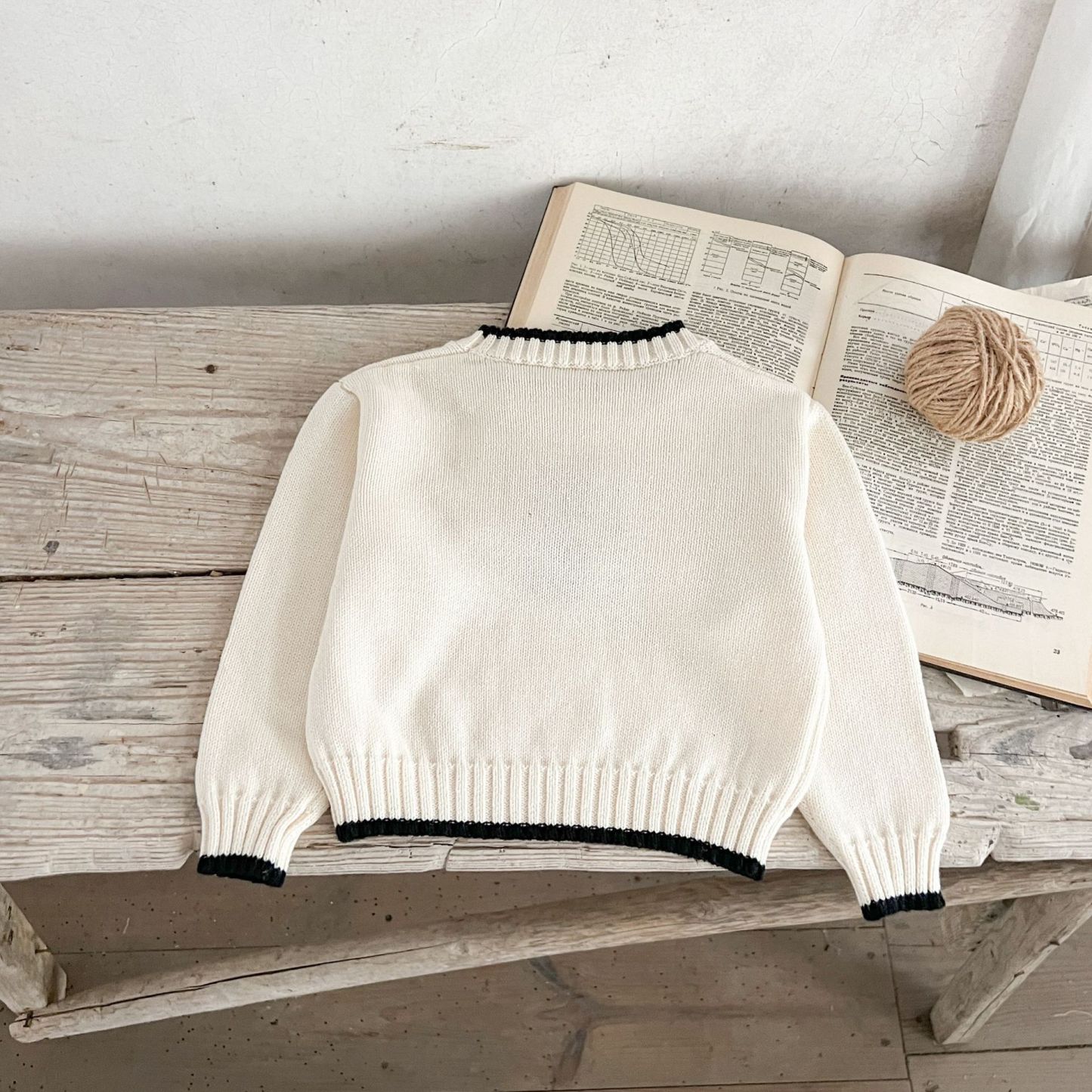 2pcs Baby Letter Pattern Woolen Knit Sweater-kissminis