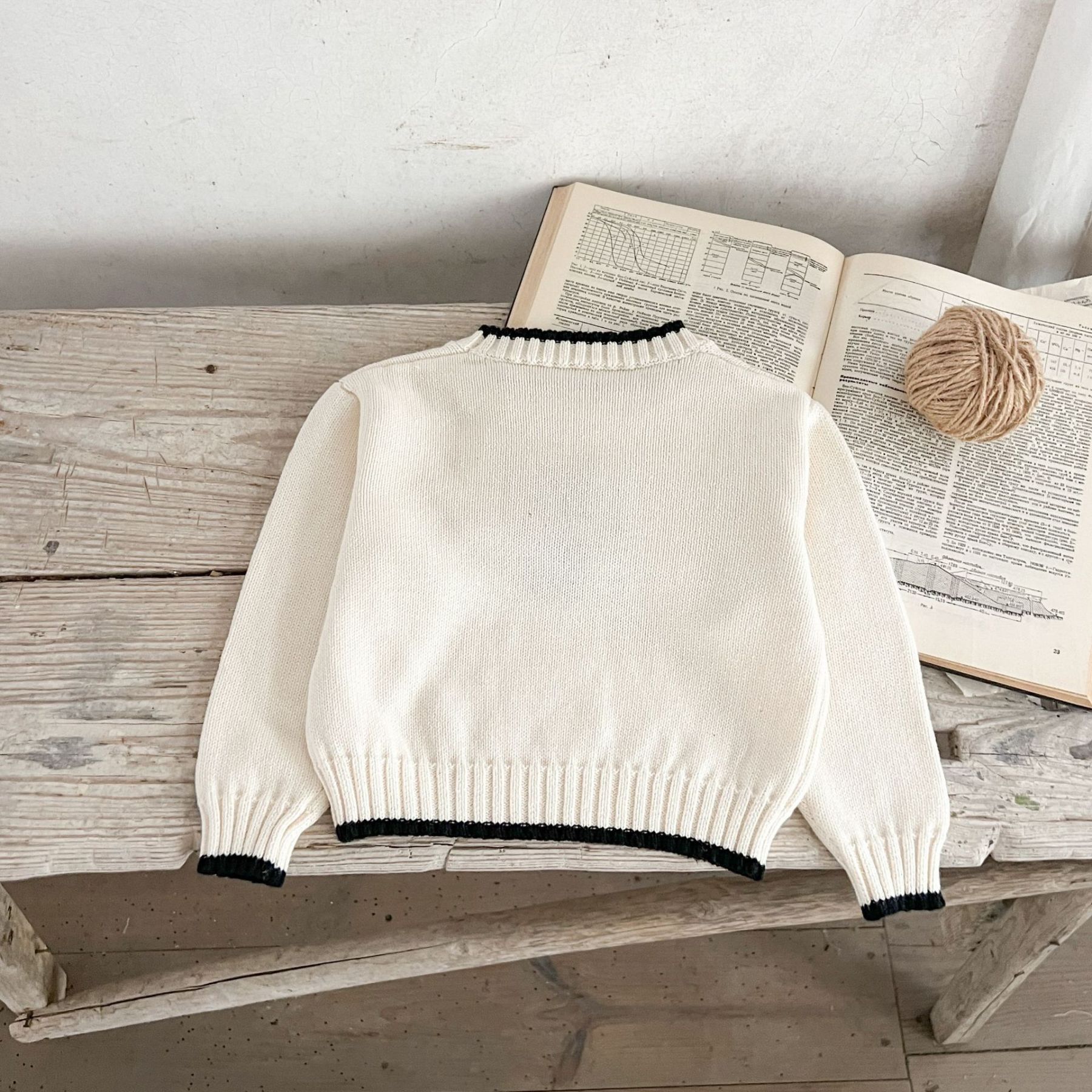 2pcs Baby Letter Pattern Woolen Knit Sweater-kissminis