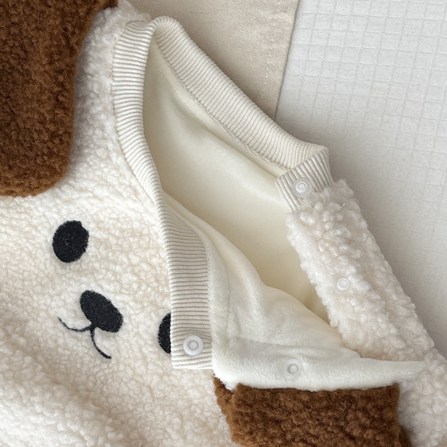 Baby Boy/Girl Cute Dog Design Long Sleeve Bodysuit and Hat Set-kissminis