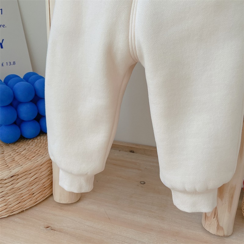Baby Boy/Girl Winter Bear and Letter Print Long Sleeve Fluff Sweatshirt with Pants Set-kissminis
