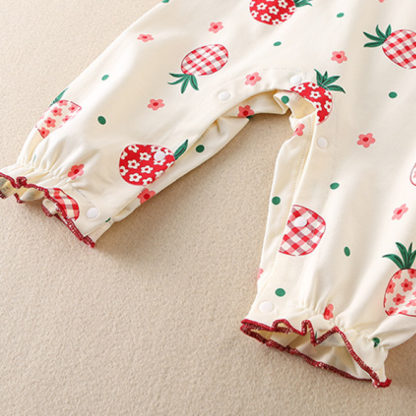 2pcs Baby Girl Allover Red Pineapple Print Plate Buckle Ruffle Flounce Casual Romper with Hairband Set