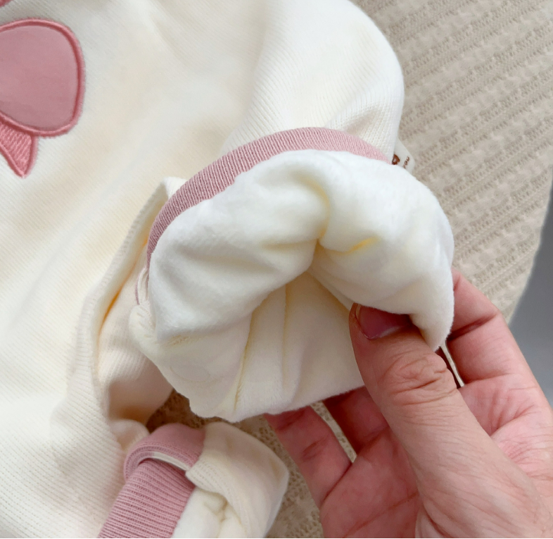 Baby Girl Super Cute Thickened Plush Butterfly Knot Pattern with Long Sleeve Romper-kissminis
