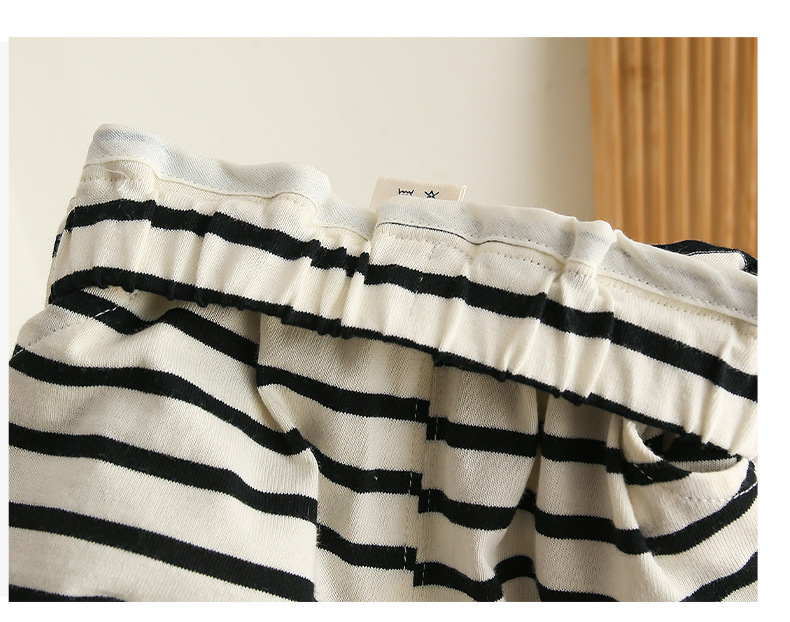 2pcs Black and White Striped Sleeveless Top and Shorts Set