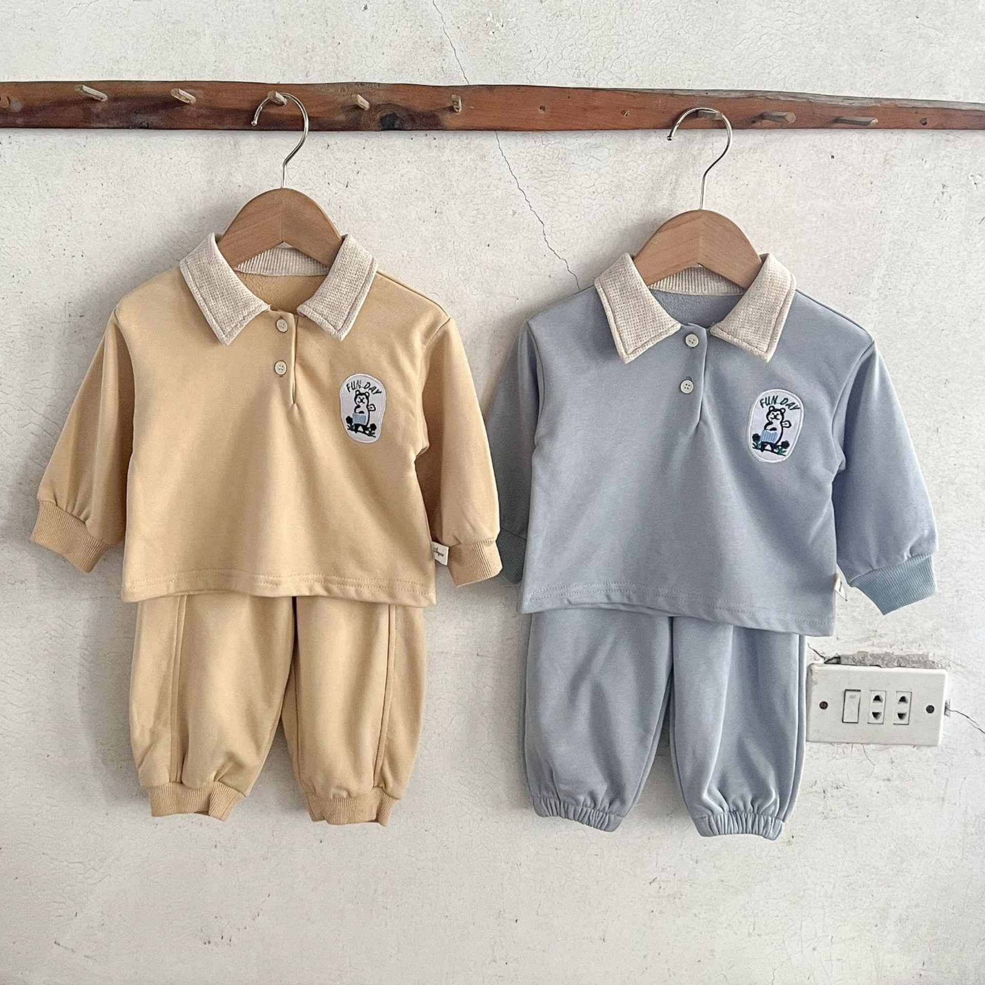 2pcs Baby Solid Color Lapels Sweatshirt and Pants Set-kissminis