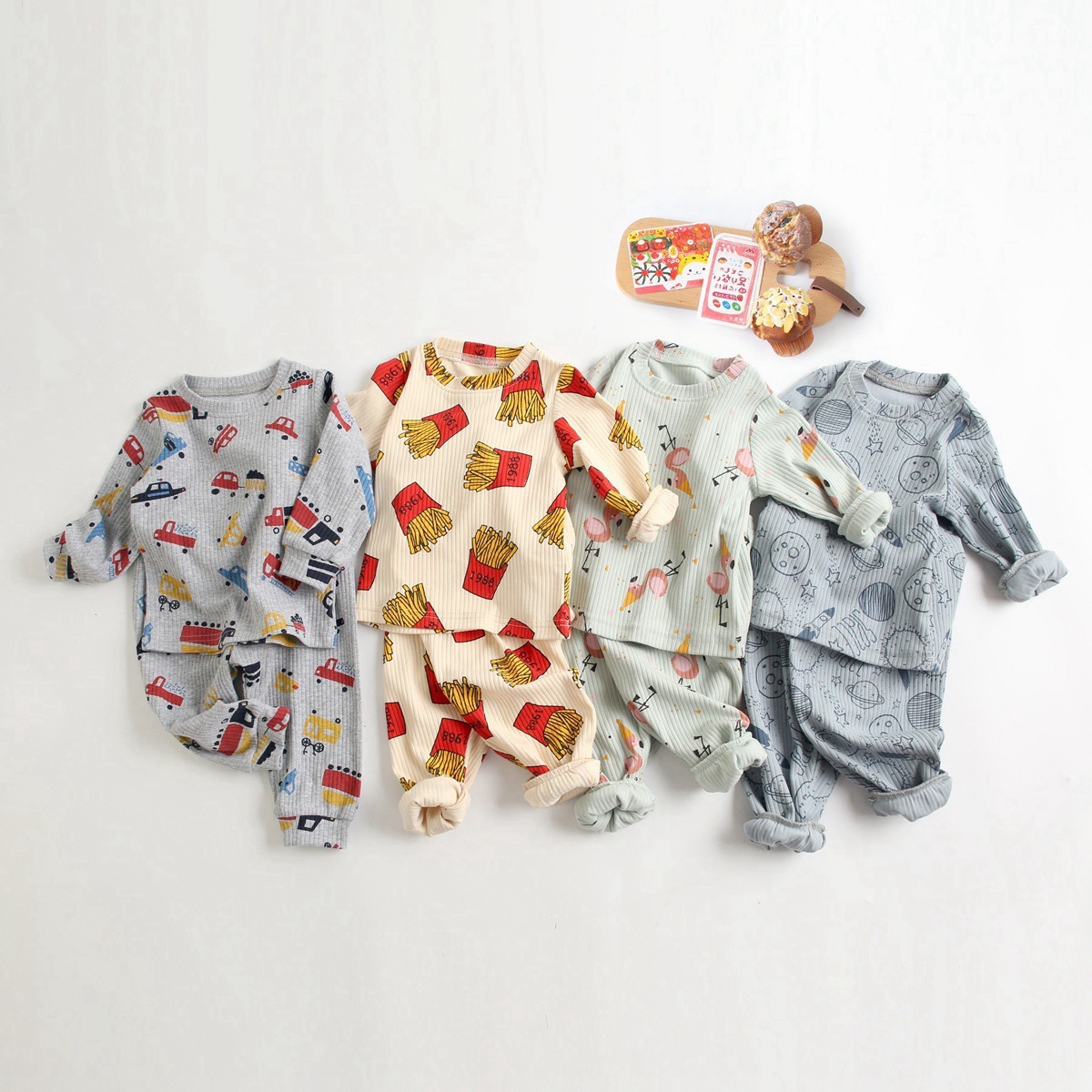 2pcs Baby Boy/Girl Cute Cartoon Pattern Long Sleeve Sweatshirt and Pants Set-kissminis