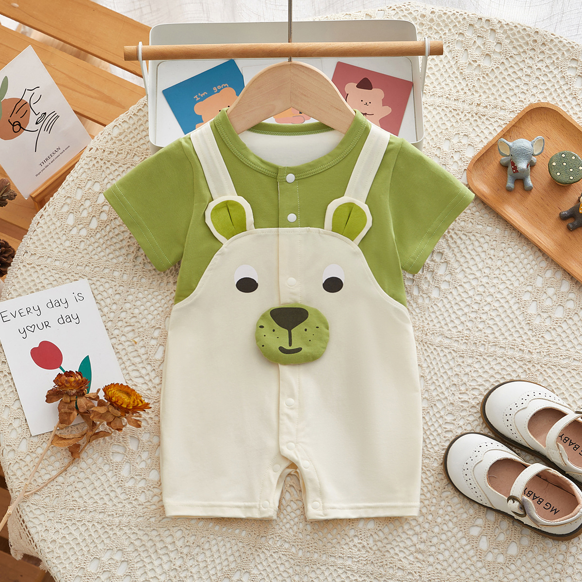 Baby Boy/Girl Green Bear Print Romper-kissminis
