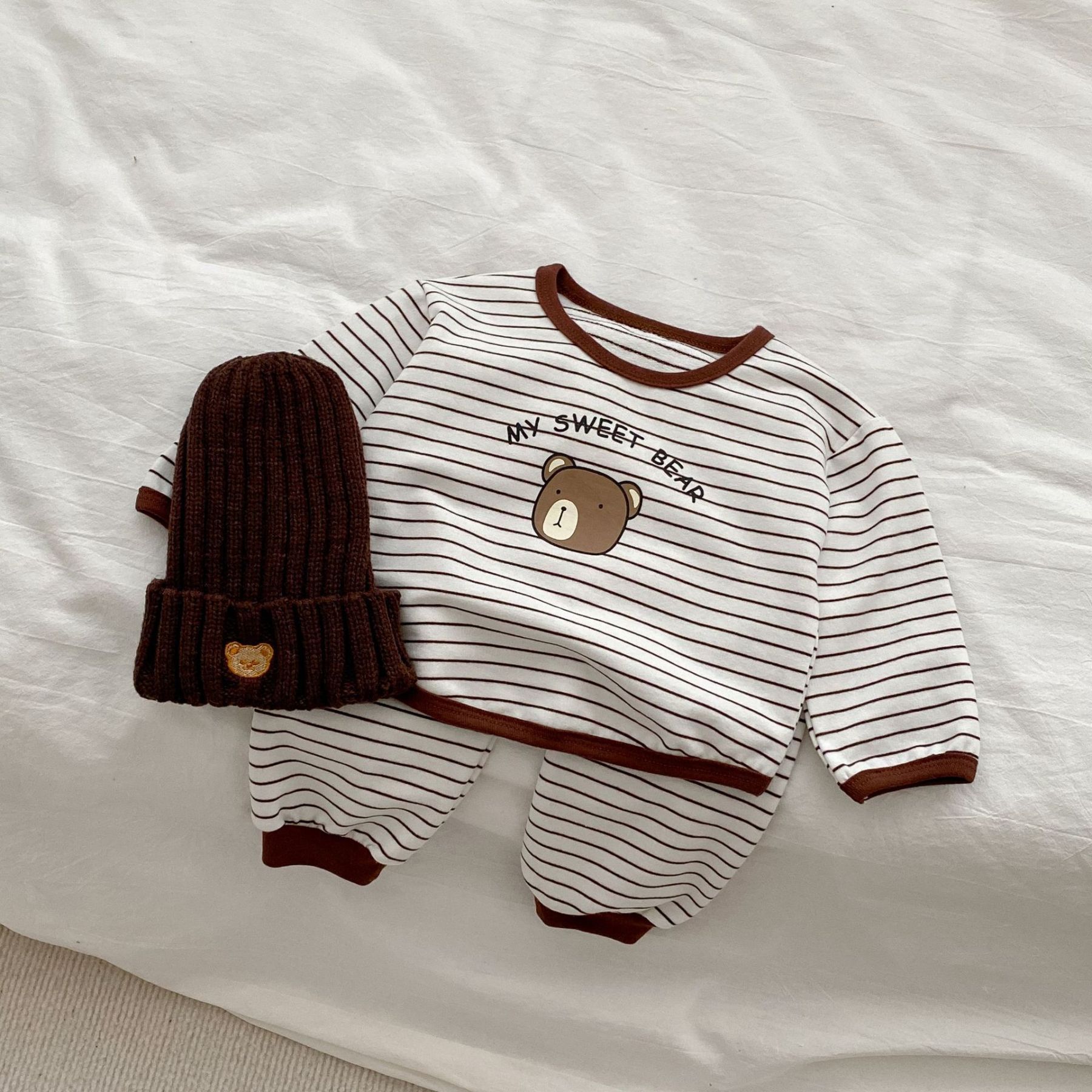 2pcs Baby Toddler Boy/Girl 'MY SWEET BEAR' Bear Print Sweatshirt and Pants Set -kissminis