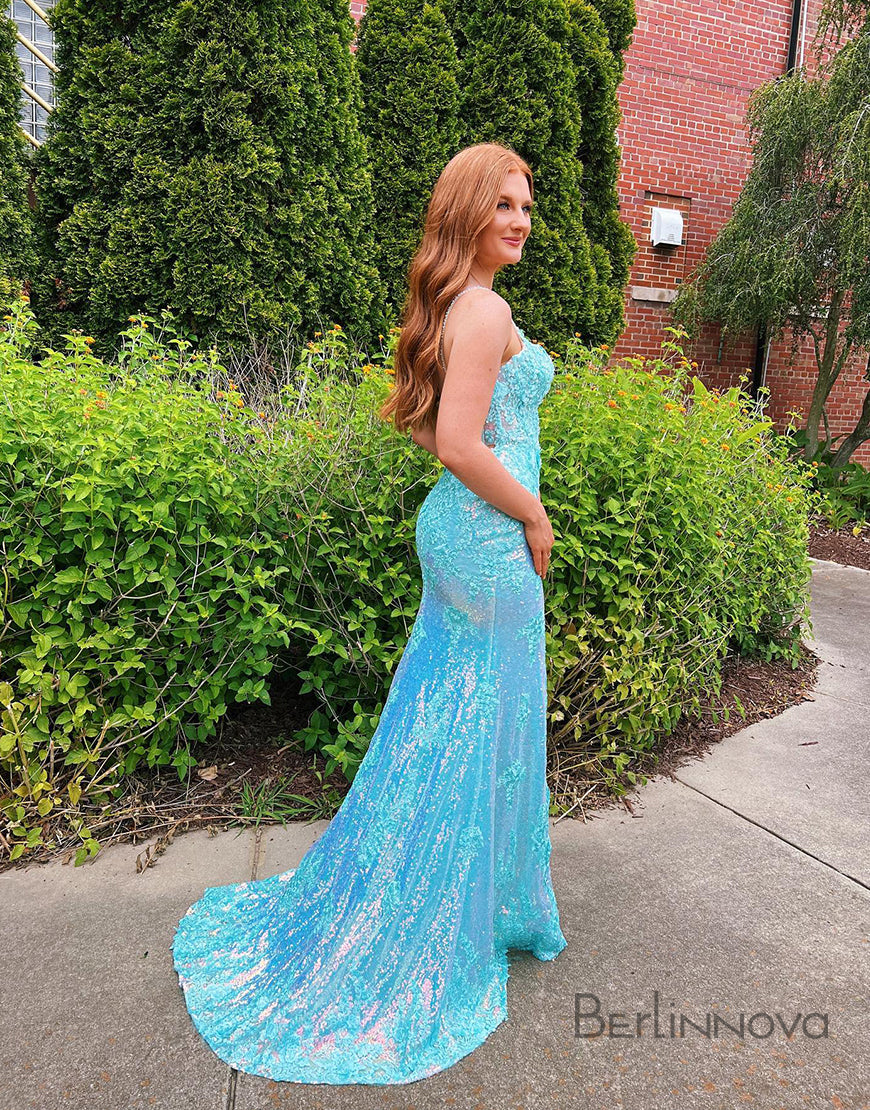 Sexy V Neck Spaghetti Straps Long Prom Dress With Appliques