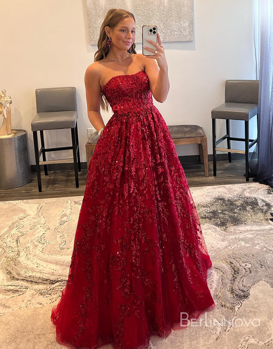 Sexy A-Line Strapless Pleating Long Prom Dress With Applique