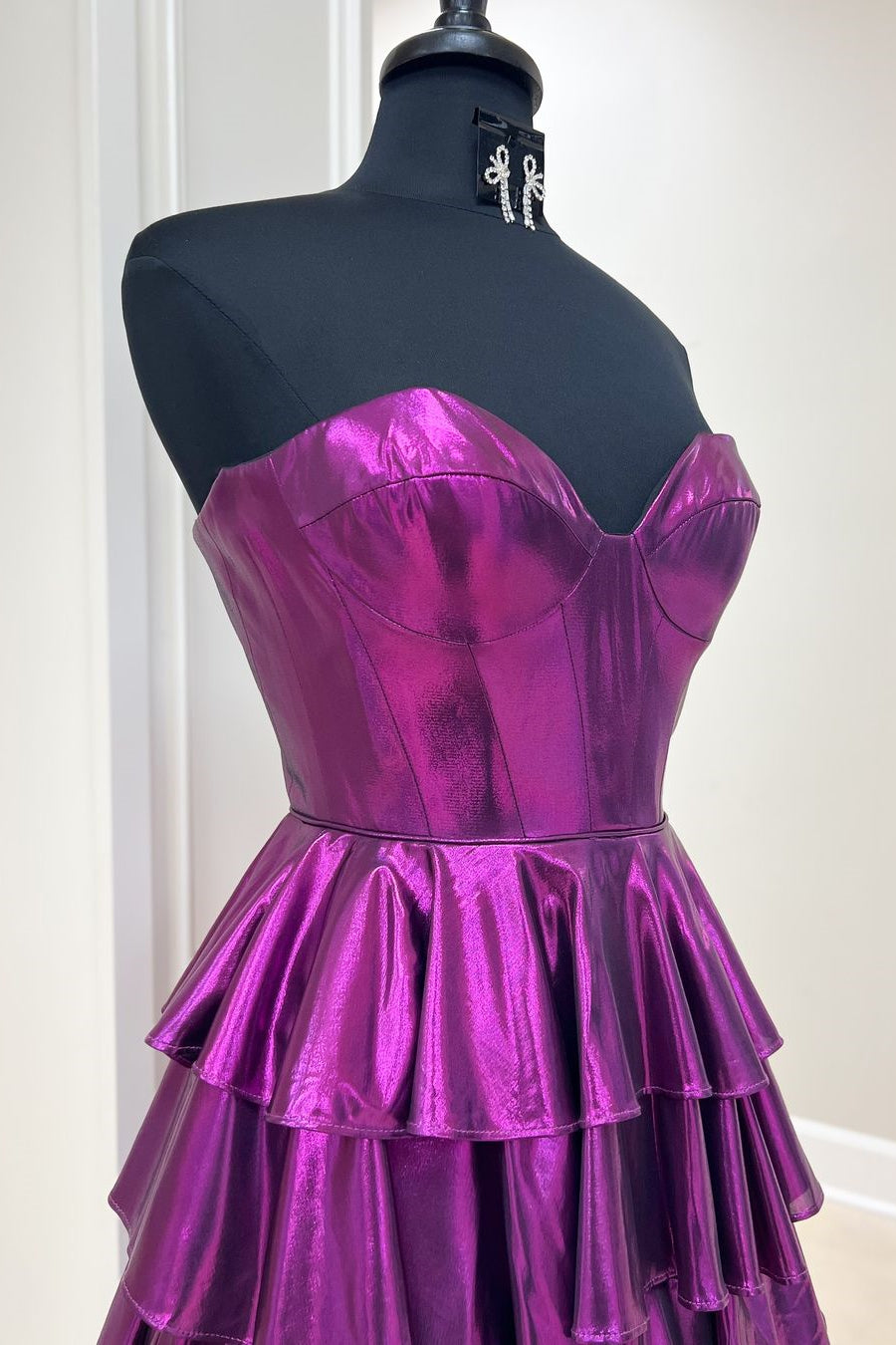 A-Line Sweetheart Sweep Train Tiered Metallic Prom Dress