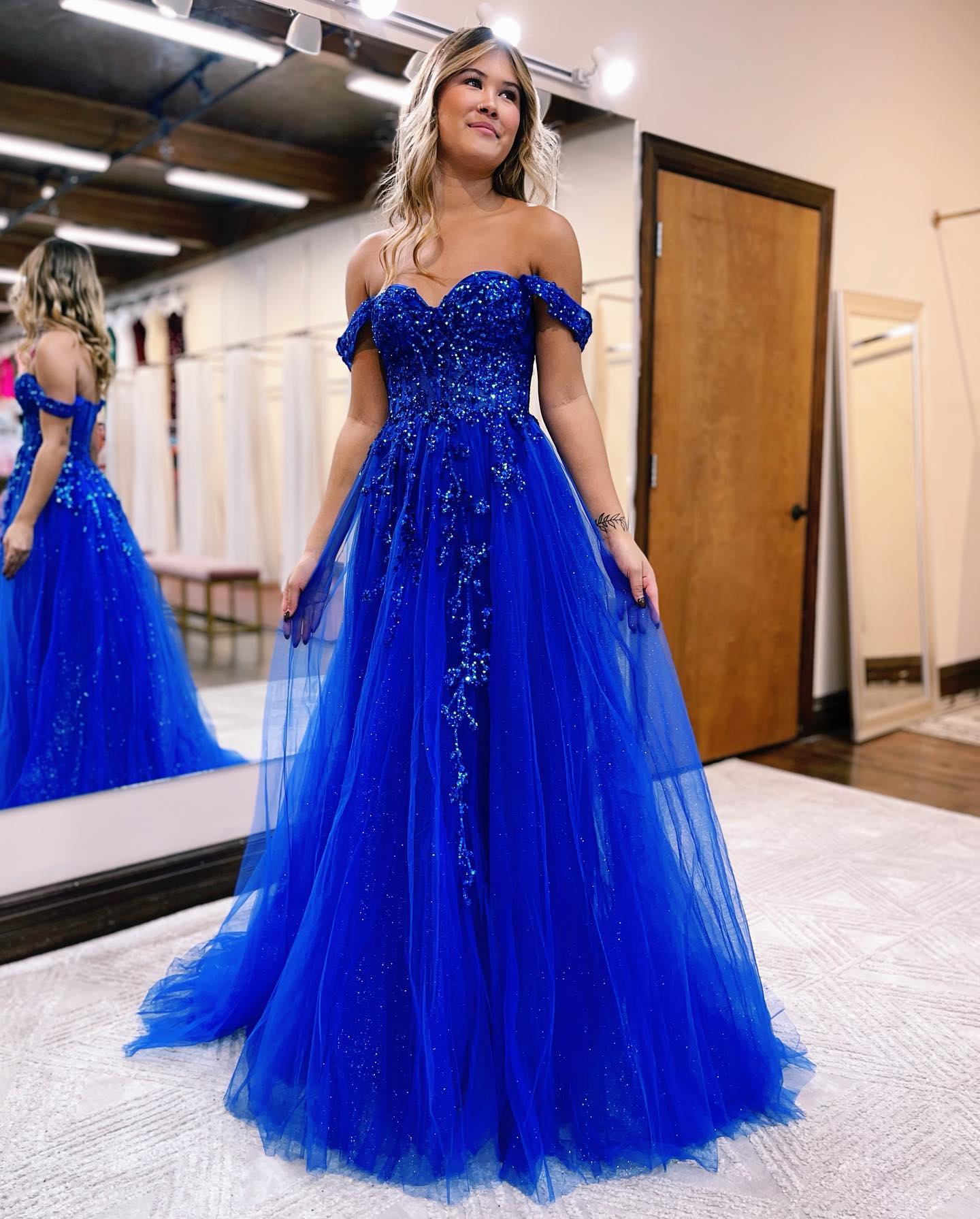 A-line Off The Shoulder Prom Dress With Appliques