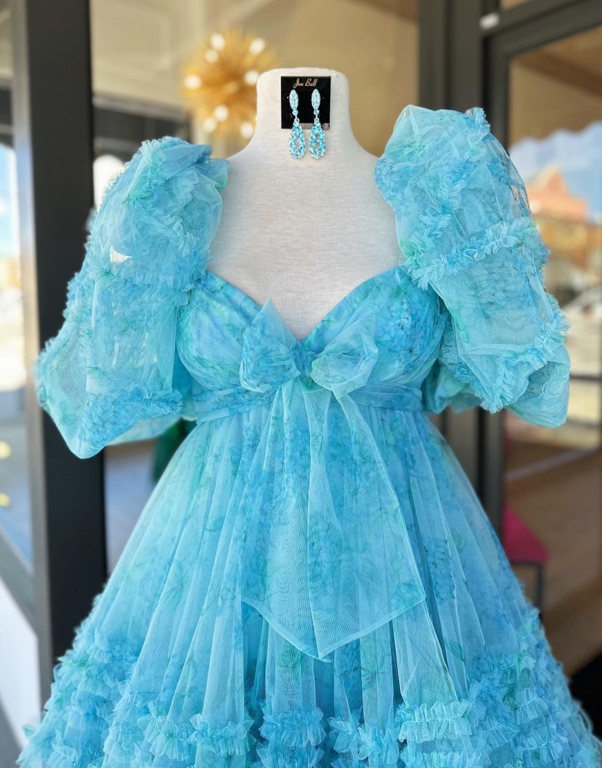 Charming A-Line Puff Sleeves Short Tulle Homecoming Dress