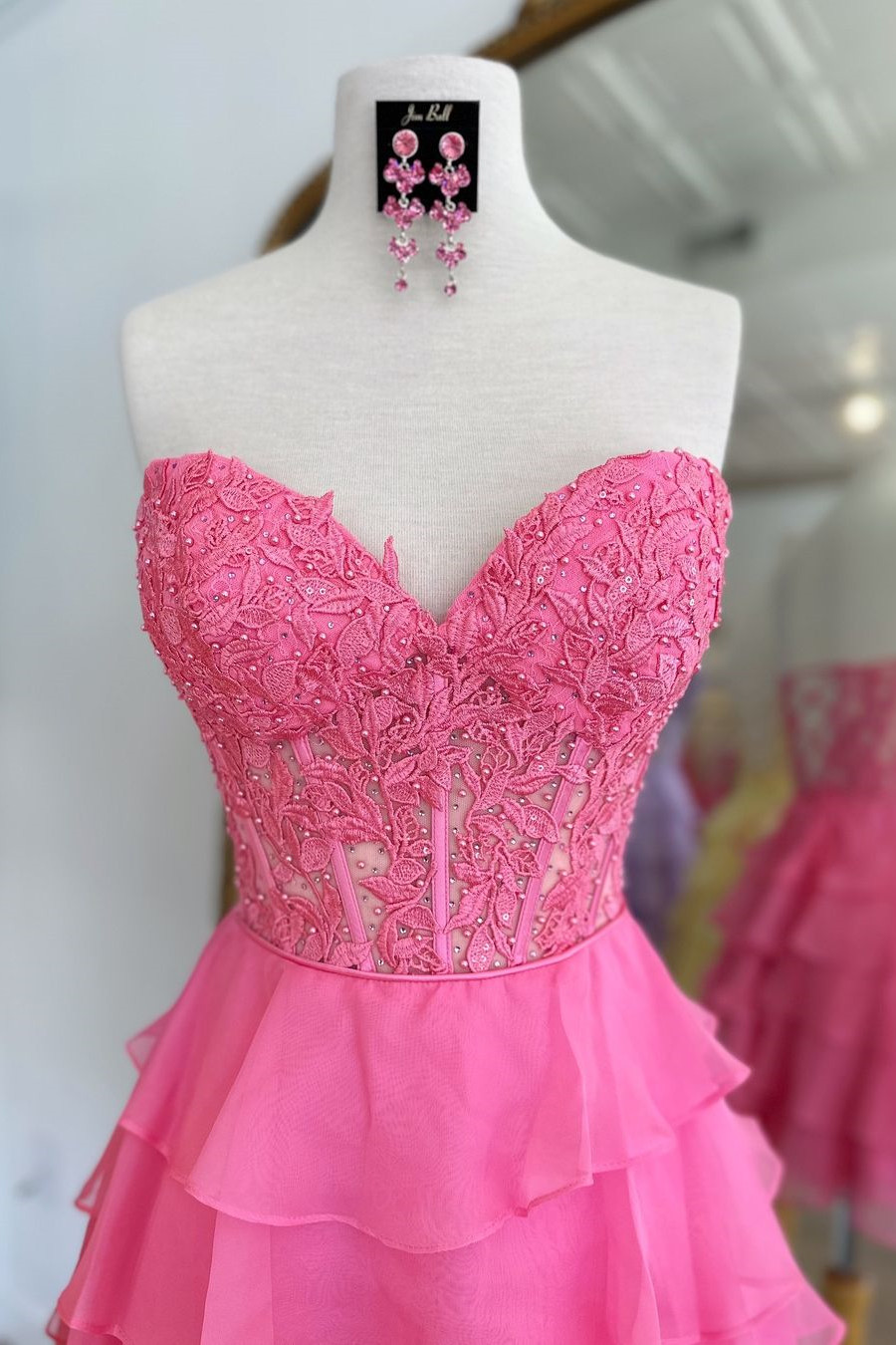 Cute Lilac A-Line Sweetheart Lace Up Short Tiered Homecoming Dress