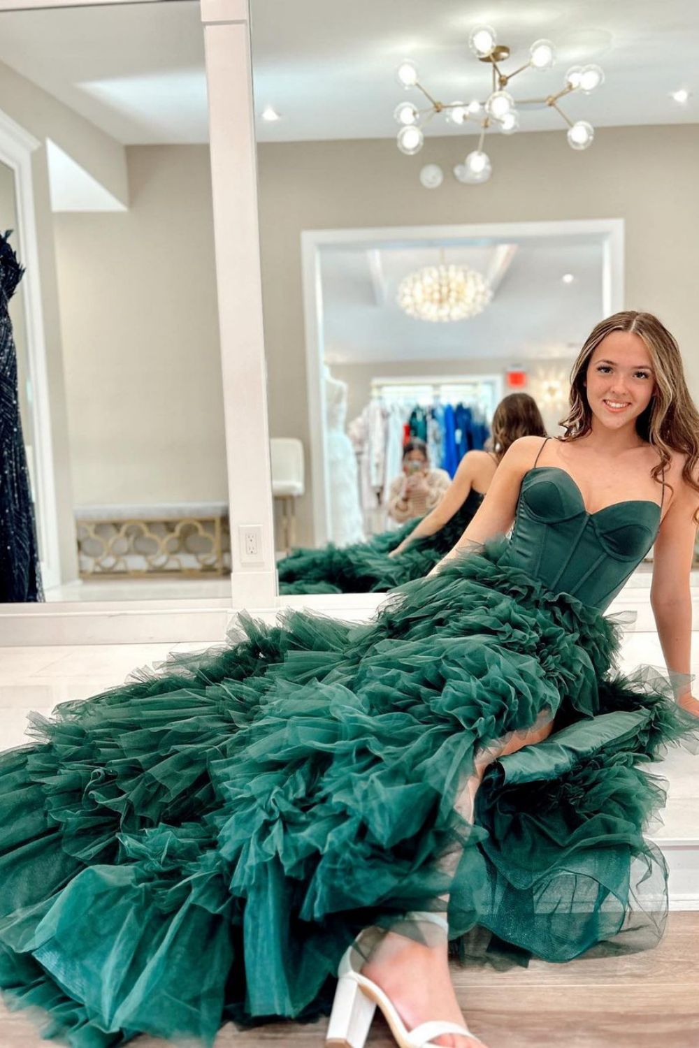 Dark Green A-Line Spaghetti Straps Long Tulle Prom Dress with High Slit
