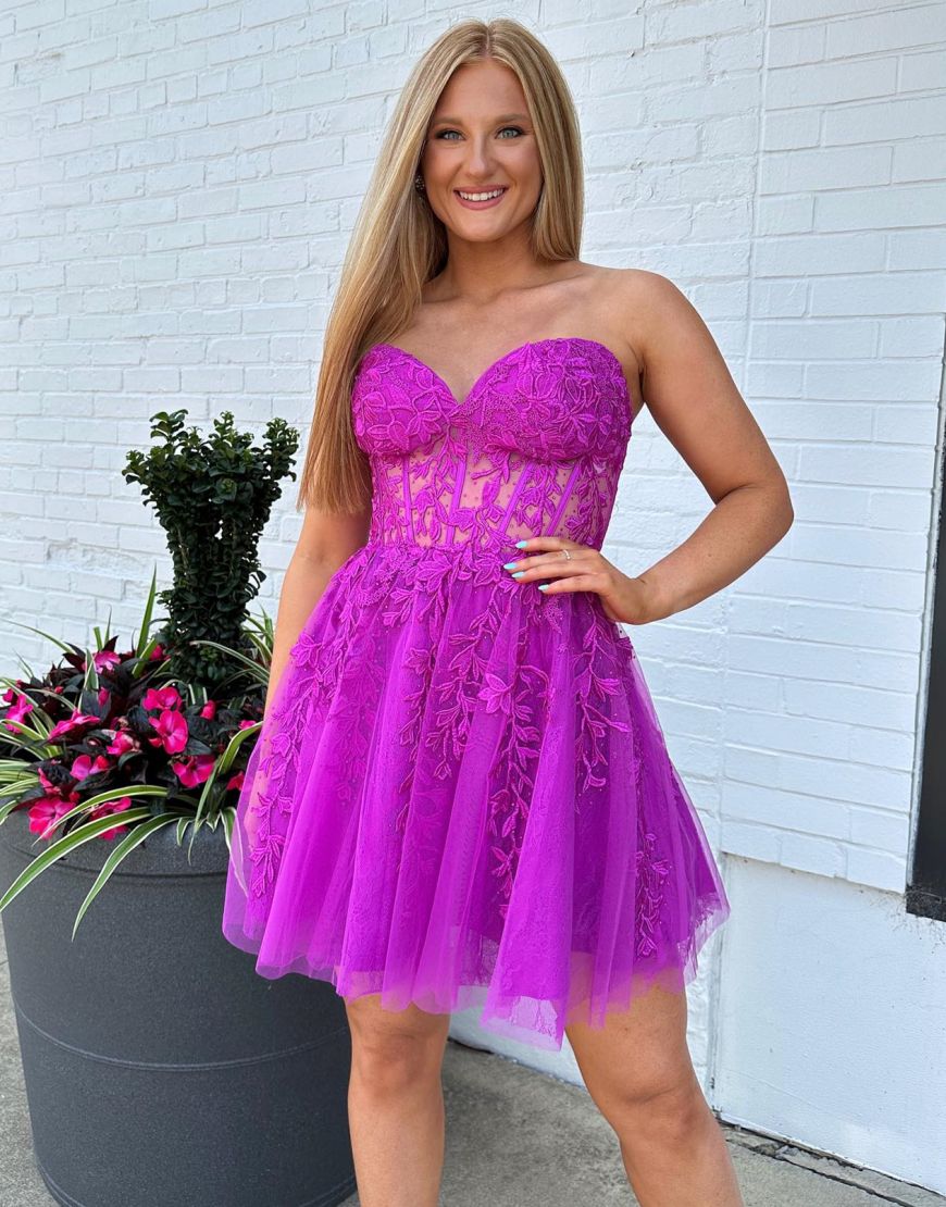 Fuchsia A-Line Sweetheart Short Lace Homecoming Dress