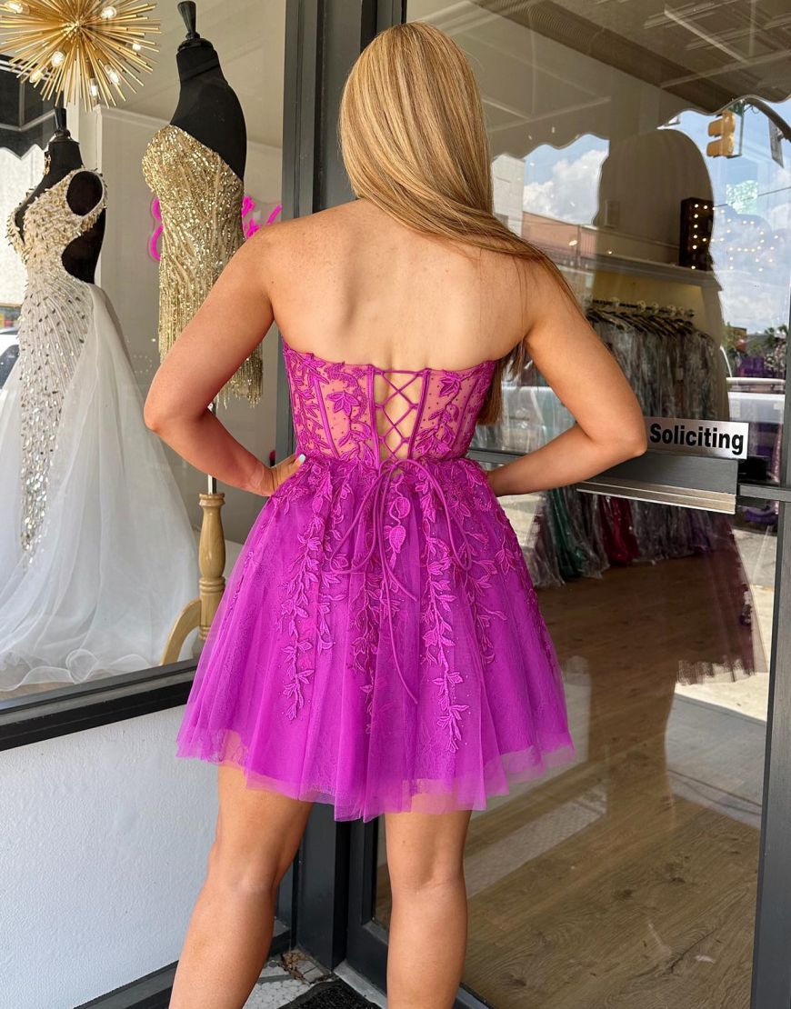 Fuchsia A-Line Sweetheart Short Lace Homecoming Dress