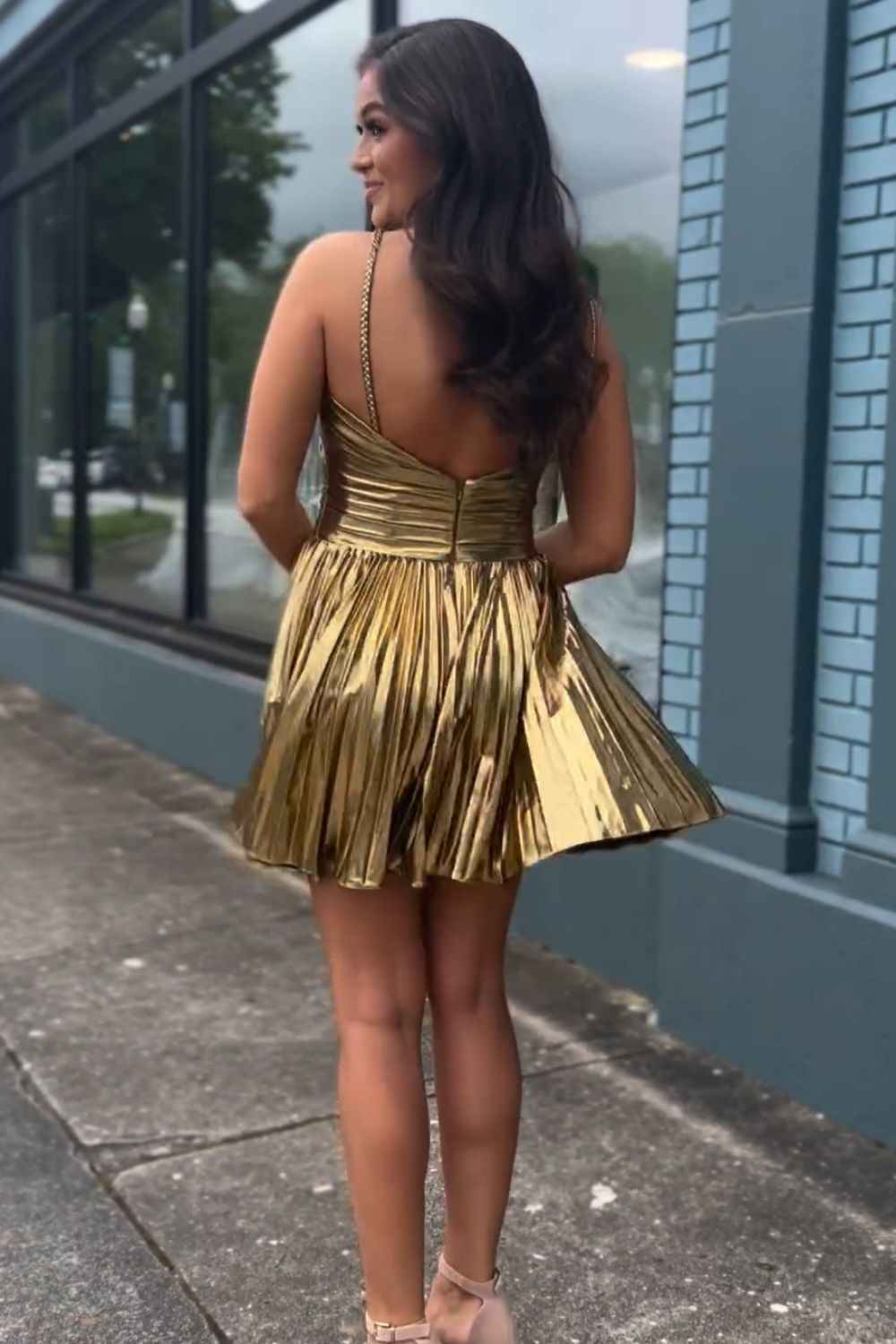 A-Line Halter Neck Zipper Back Short Metallic Homecoming Dress