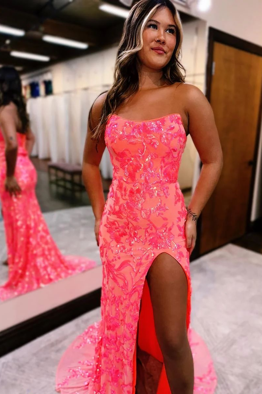 Gorgeous Strapless Mermaid Lace Up Long Prom Dress With Slit