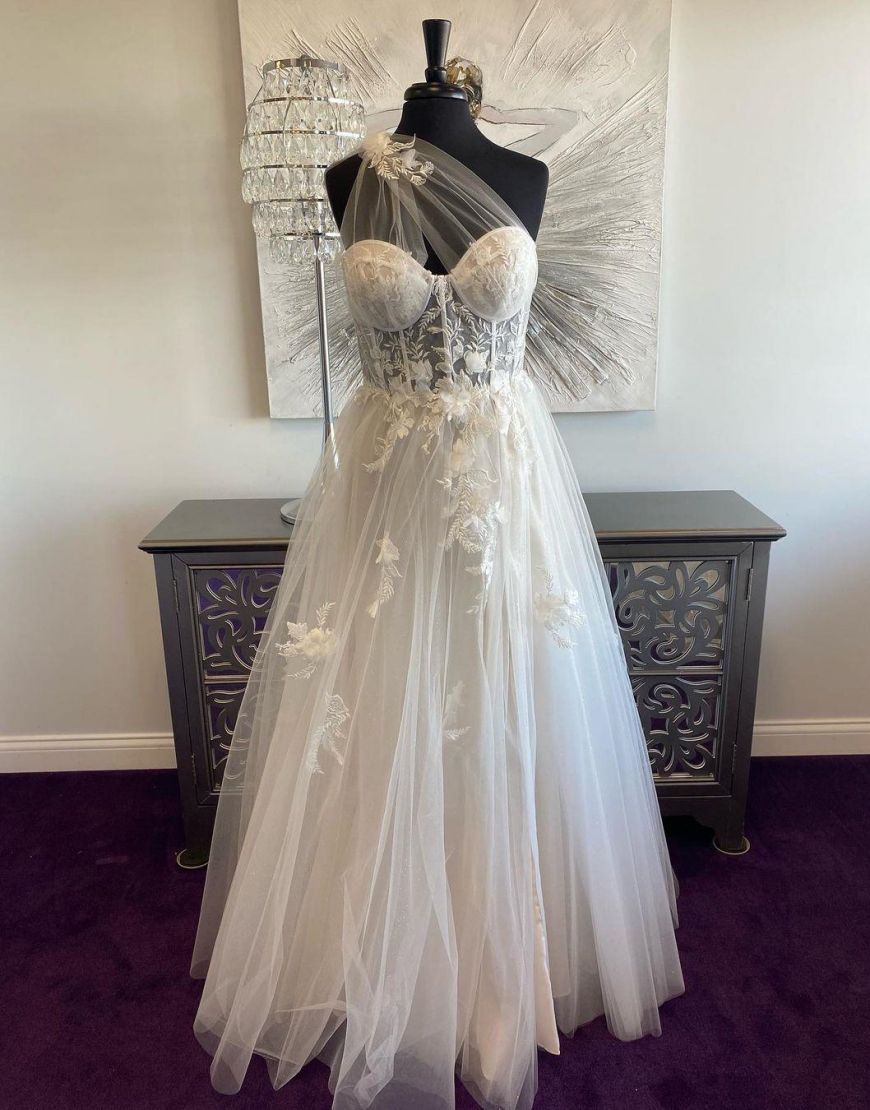 Gorgeous A-Line One Shoulder Prom Dress With Appliques