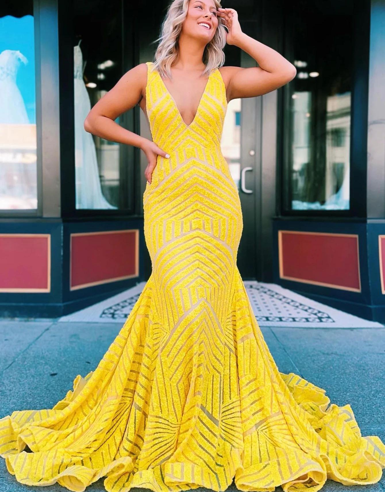 Mermaid Sparkly Sequins Mesh Prom Dress