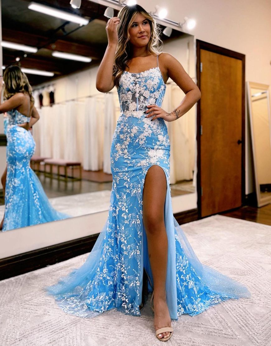 Romantic Mermaid Key Hole Back Prom Dress With Appliques