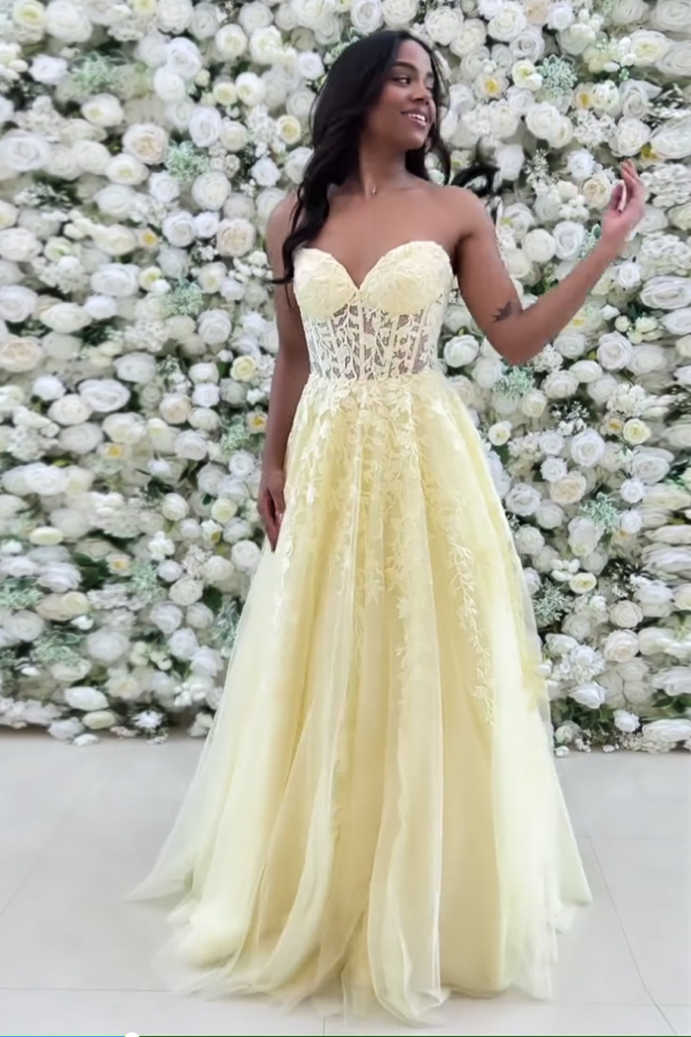 A-Line Sweetheart Long Tulle Royal Blue Prom Dress With Appliques