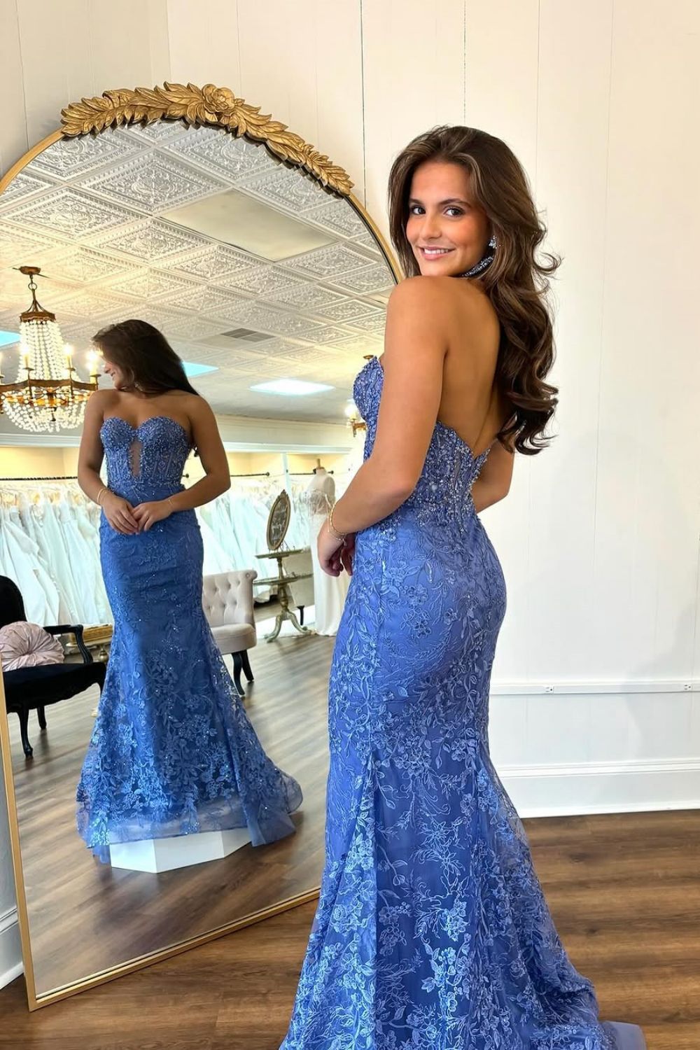 Stunning Dark Blue Mermaid Sweetheart Long Prom Dress with Appliques