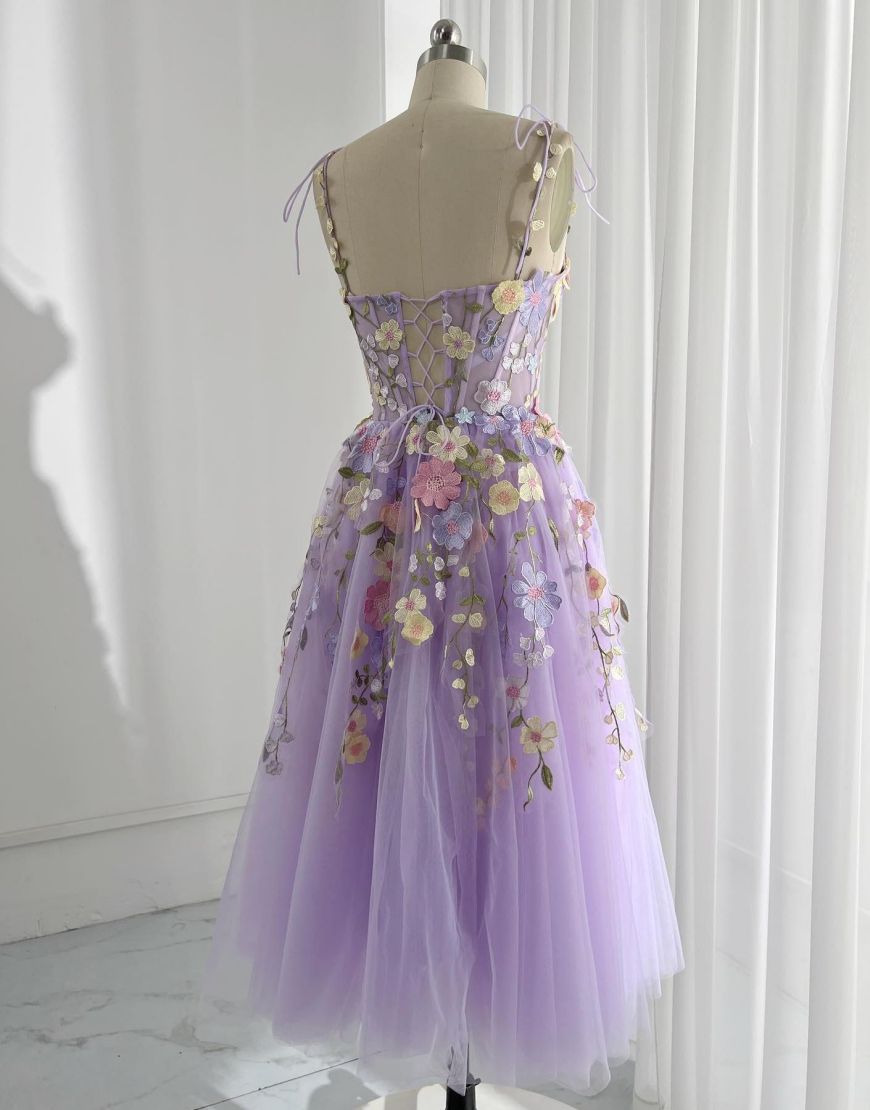 Stunning A-Line Knee Length Party Dress With Embroidery Flowers