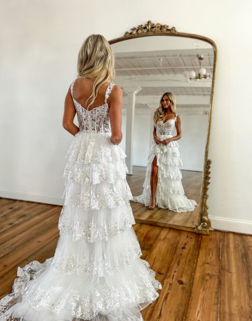 Stunning A-Line Lace Tiered Prom Dress With Split