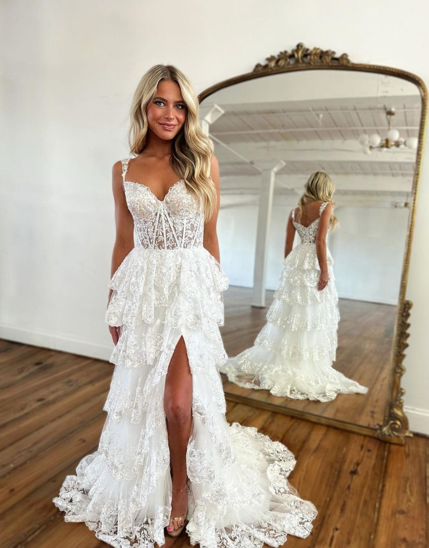 Stunning A-Line Lace Tiered Prom Dress With Split